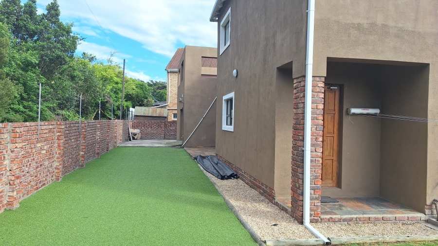 4 Bedroom Property for Sale in Humerail Eastern Cape